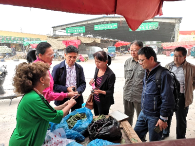 我院園藝所科技人員赴喀什地區開展農業科技服務民生活動